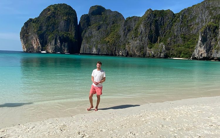 Timo Oettken at the beach