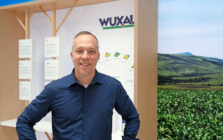 Picture Quote Case study Aglukon