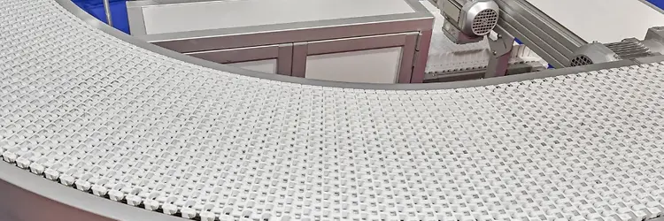 สายพานลำเลียงแบบโค้ง Curved Conveyor Belt