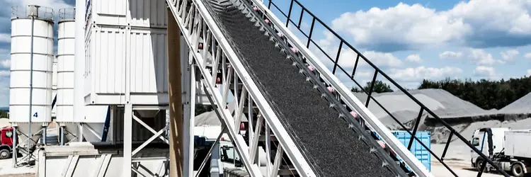 สายพานลำเลียงแบบลาดเอียง Decline Conveyor Belt