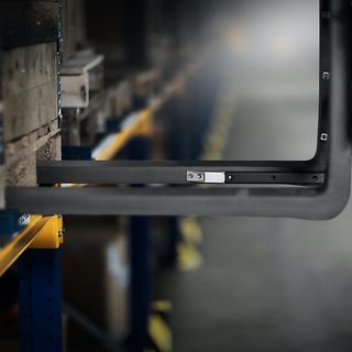 ตู้เย็บกระดาษเวที