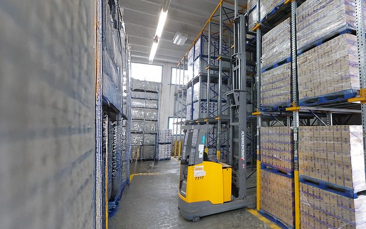 Référence 2HM Logistics Jungheinrich