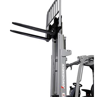 EFG-BC-320_Detail_--_Forklift