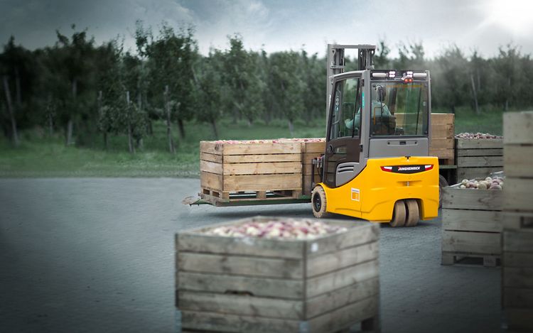 EFG 220 in action_43907