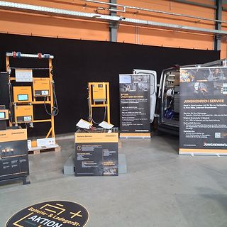 Halle 12