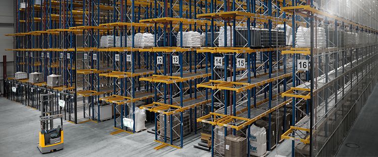 Magazijninrichting rekken