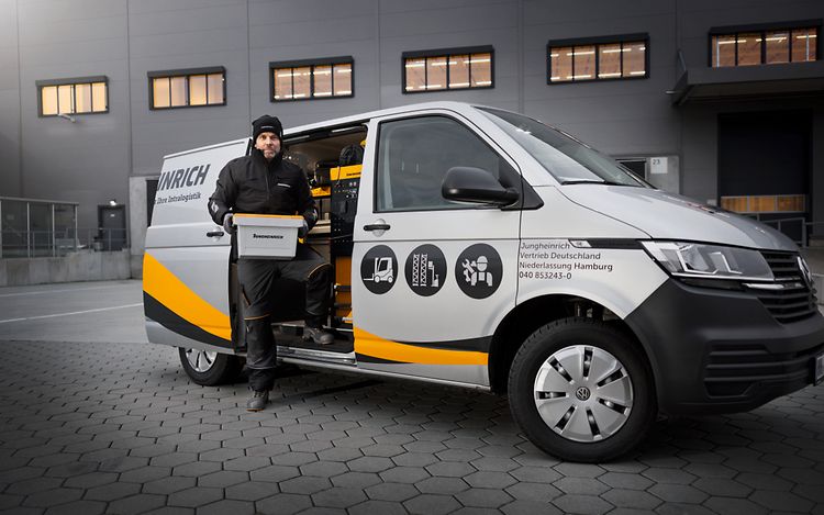 Stage Call 4 Service Data