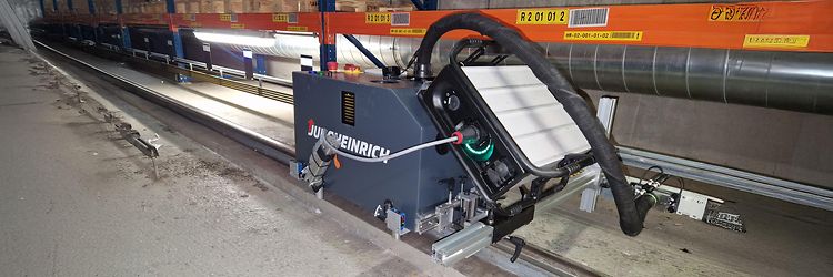 Stromschienenreinigungsmaschine