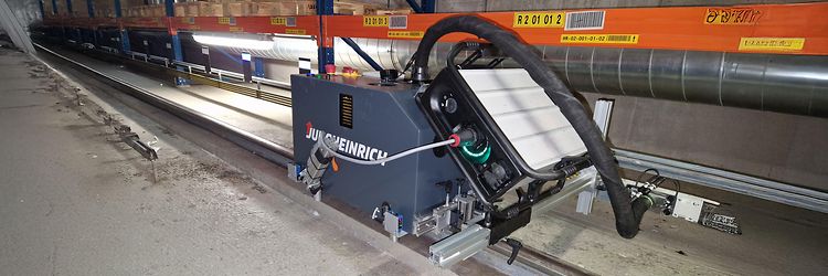 Stromschienenreinigungsmaschine