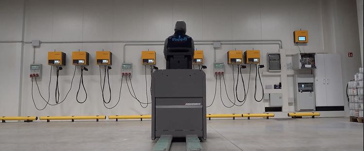 Persbericht Jungheinrich Active Load Management bij Foppa 