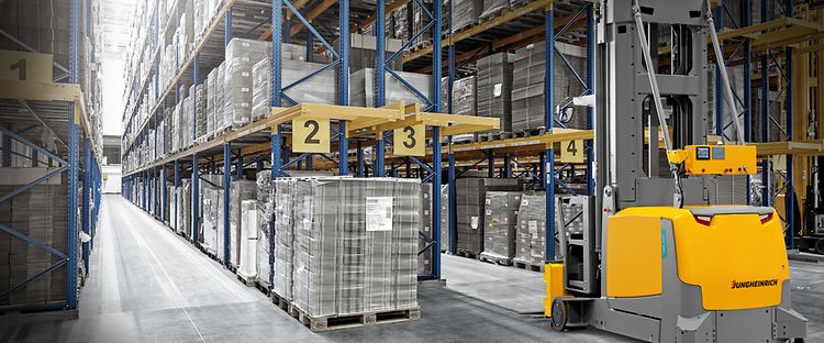 Tweedehands Smallegangentruck Jungheinrich