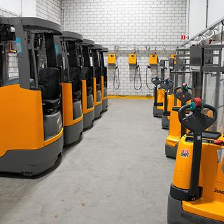 VHC Jongens - acculaadstation