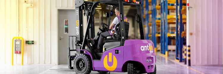 El motviktstruck CBH by AntOn i lager