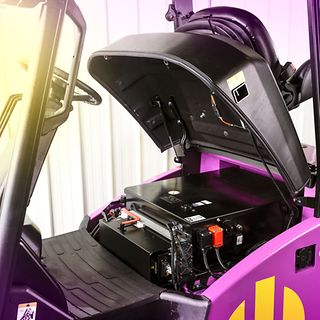 El motviktstruck CBH by Jungheinrich batteri