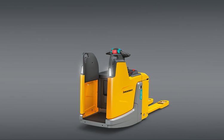 Transpalette d'occasion Jungheinrich avec plate-forme de chargement