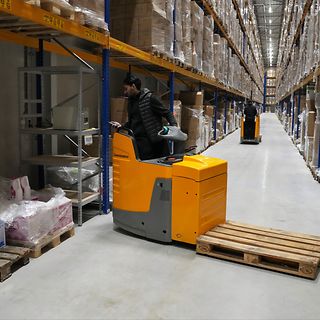 Meerij palletwagen bij VAHB