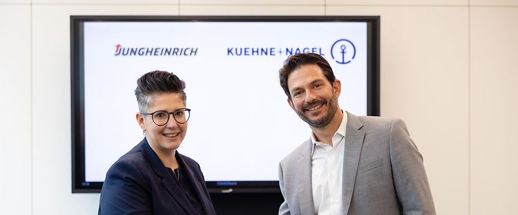 Jungheinrich e Kuehne+Nagel firmano un accordo quadro internazionale per circa 5.000 carrelli industriali