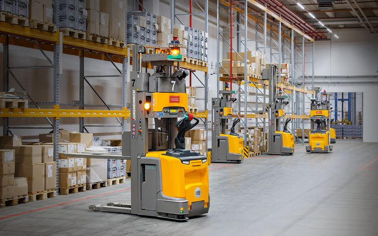 Avantages des Automated Guided Vehicles (AGV)