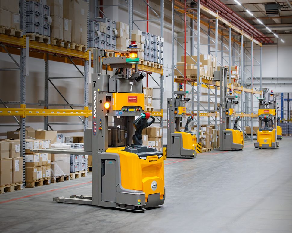 Avantages Automated Guided Vehicles (AGV) | Jungheinrich