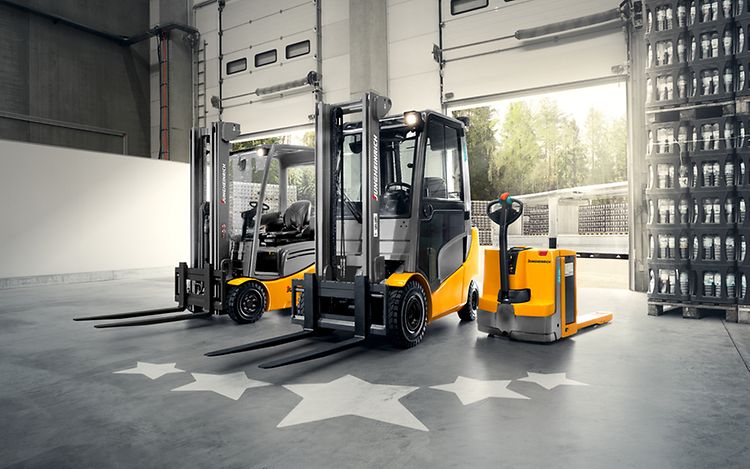 Vaihtokoneet ja vaihtotrukit