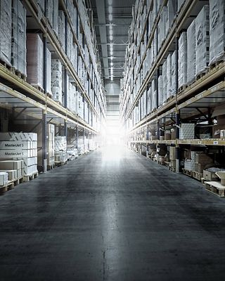 Stage Rayonnage à emplacements multiples allée large