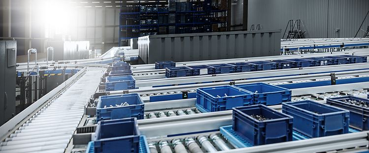 Stage Behälterfördertechnik