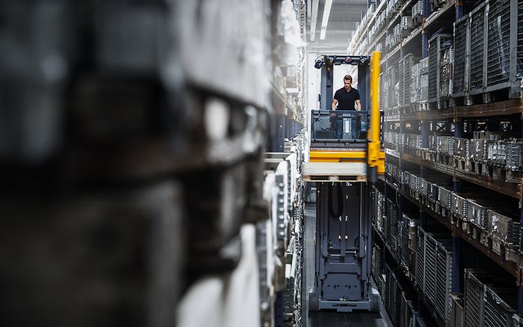 Stage Carrello elevatore a grandi altezze