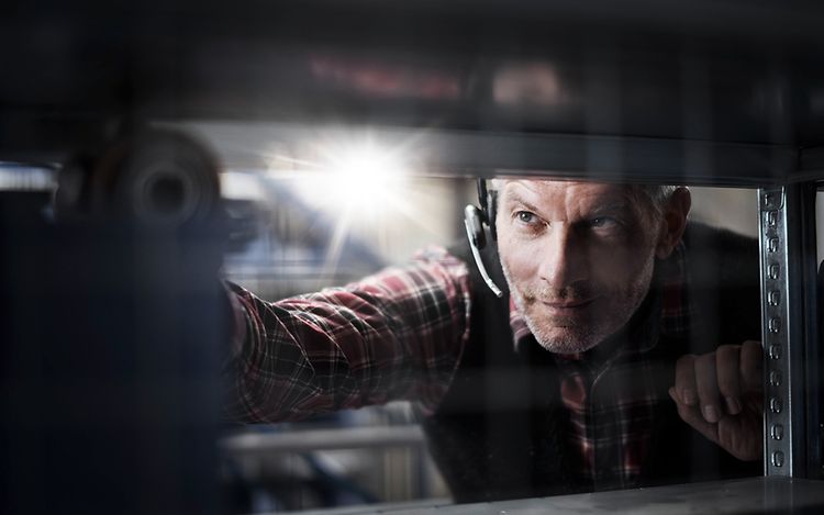 Stage Komplektēšana un sakraušana uz paletēm