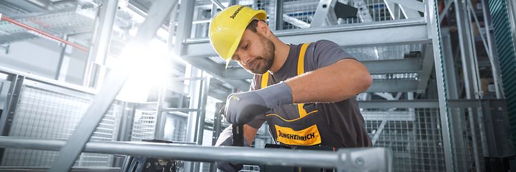 Stage Logistikos sistemos