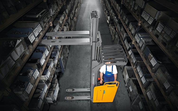 Wózek wysokiego składowania_ESC