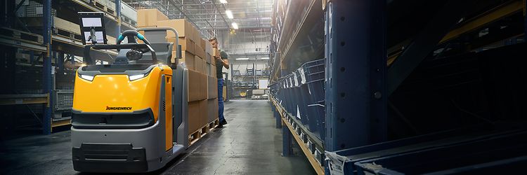 Żółty wózek do kompletacji poziomej – jungheinrich.pl