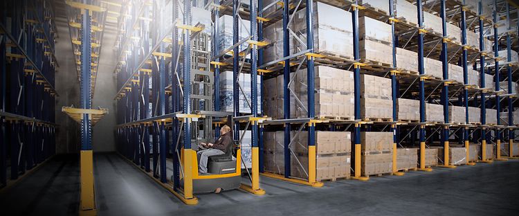 Stage Regał wjezdny