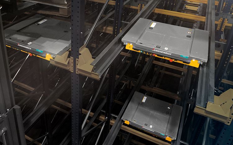 Jungheinrich pallskyttel under pallet carrier (UPC)