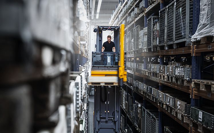 Stage Carrello elevatore a grandi altezze