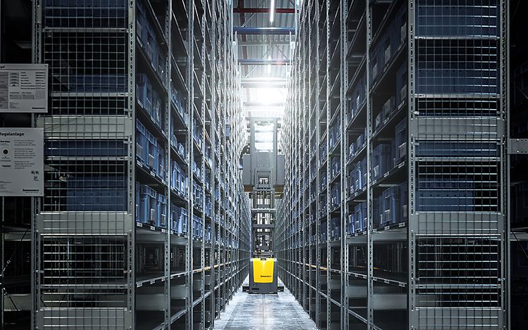 Stage Vertikalni komisionirni viličar