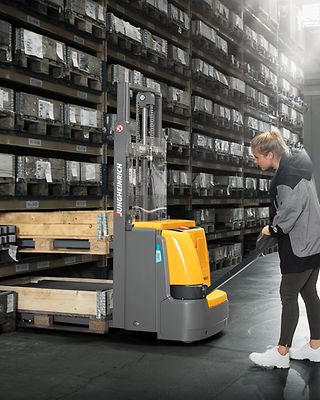 การยกสูง_EJC