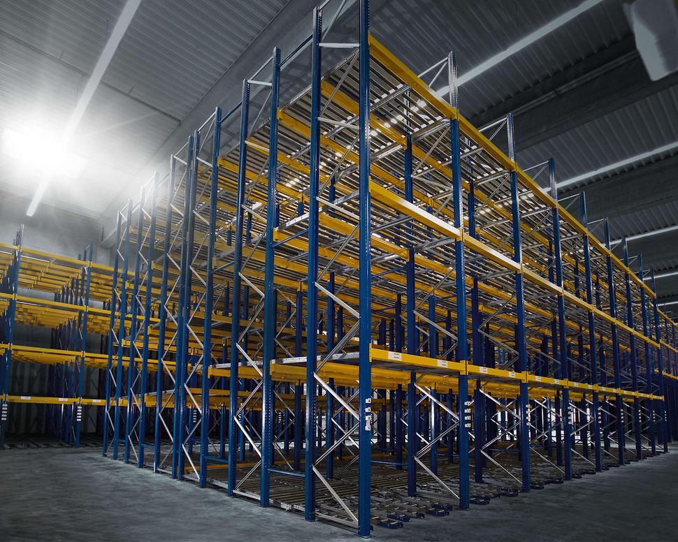 Dynamic pallet live storage Jungheinrich