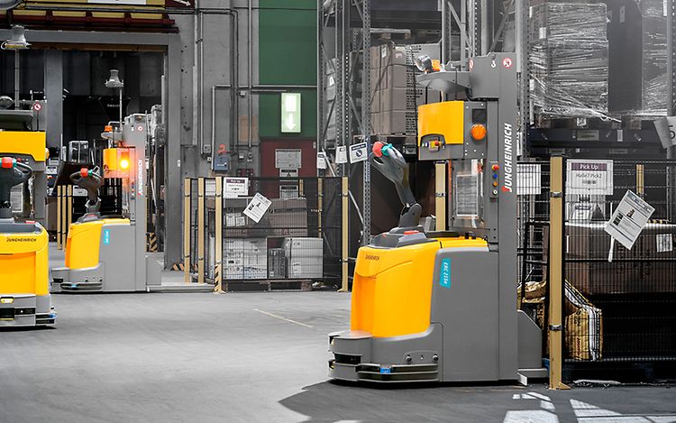 Stage Fahrerlose Transportfahrzeuge