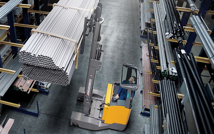 Stage Warehousing Storage