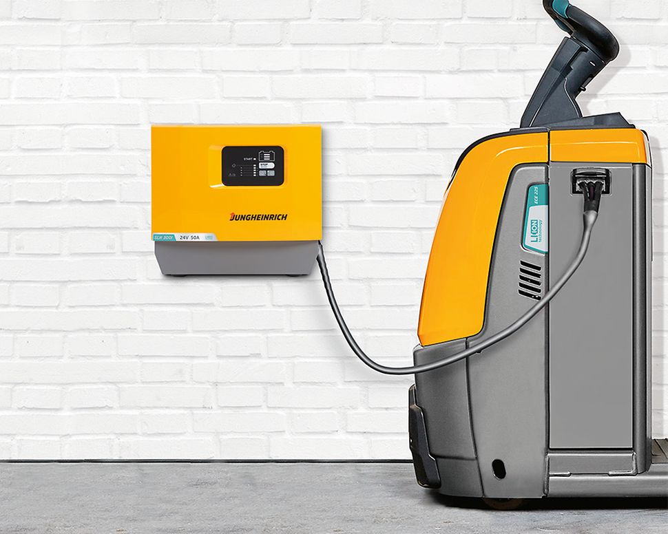 Battery and charger rental Jungheinrich