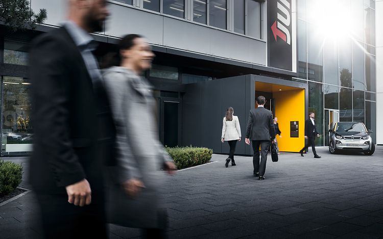 Stage Investor Relations