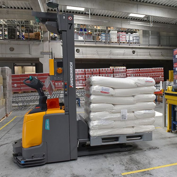 case study GYERMELYI picture