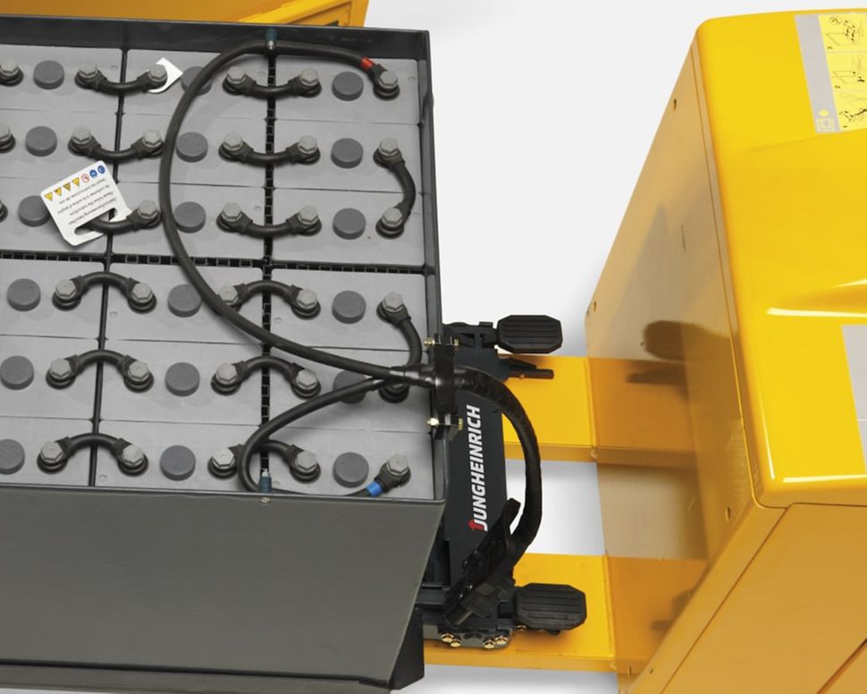  Kennisbank Jungheinrich veilig een heftruck accu wisselen