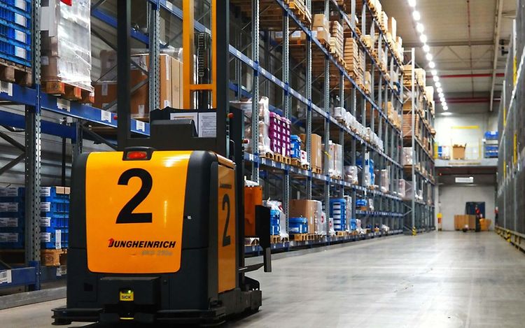 Rudolph Logistic stage image