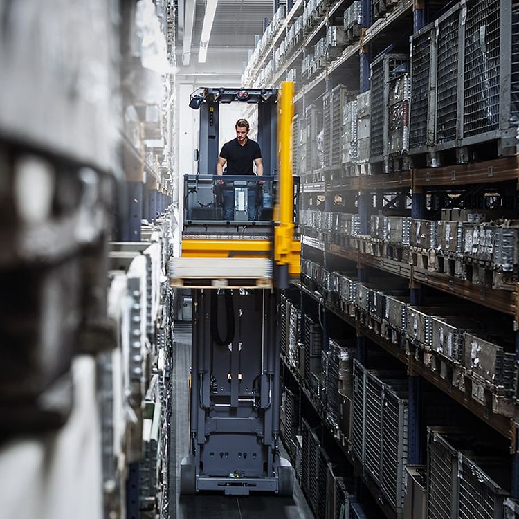 Smalle Gangen Truck Jungheinrich