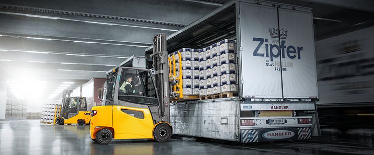 Gebruikte elektrische heftruck 4-serie