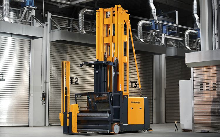 Gebruikte smalle gangen truck banner