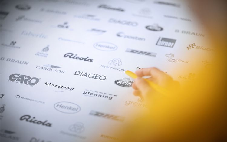 Customer references_[MAM-51353] (1)