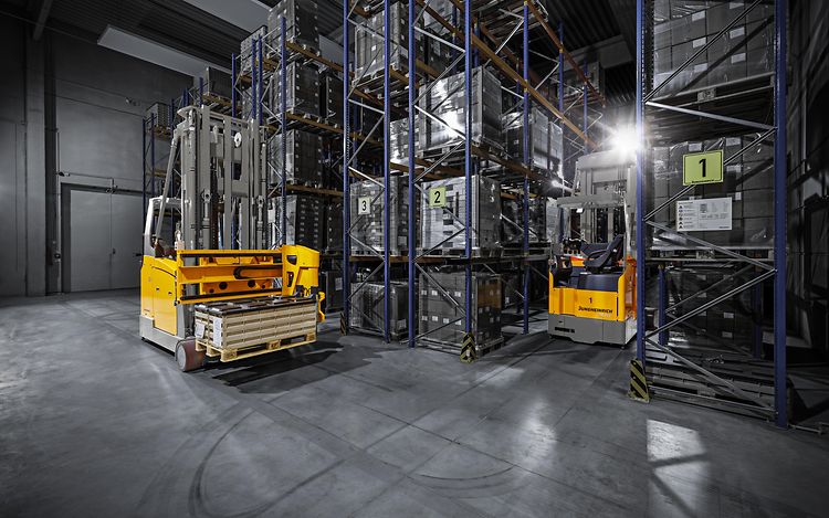 picture automatische Flurförderzeuge