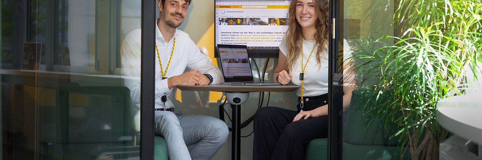 Lavora con noi 2 - Laureati